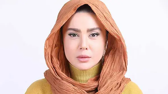 جنجال فیلم جشن تولد سگ نازنین کریمی ! / خانم بازیگر عجیب ترین حرف ها را زد !