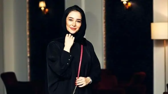 درخشش الناز حبیبی با استایل اصیل و پولک دوزی شده ایرانی از برندهای معروف/ این مدل کیف بین بازیگرها خیلی مد شده+عکس