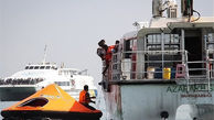 حادثه برای یک شناور ‌خارجی در آب‌های سیری/ ۲۲ خدمه نجات یافتند