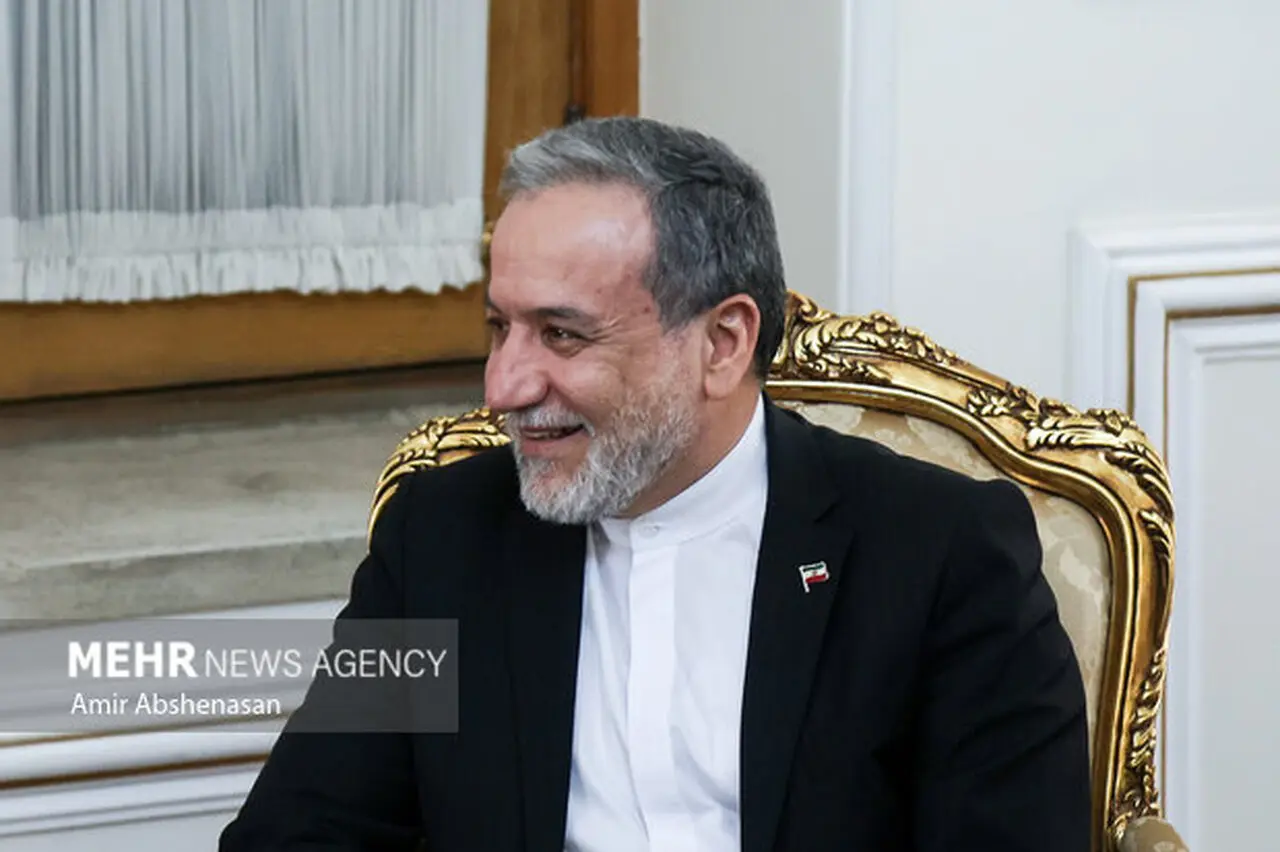 دیدار عراقچی با وزیران خارجه عراق و هلند؛ جزئیات مذاکرات و فیلم