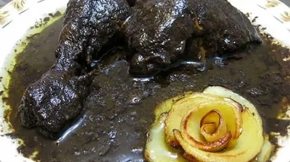 طرز تهیه فسنجان مجلسی برای پذیرایی از مهمانان