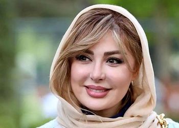 عکس / تیپِ خاص نیوشا ضیغمی در 45 سالگی جلب‌توجه کرد / هارمونی رنگ از شلوار تا کت کوتاه و شال ...