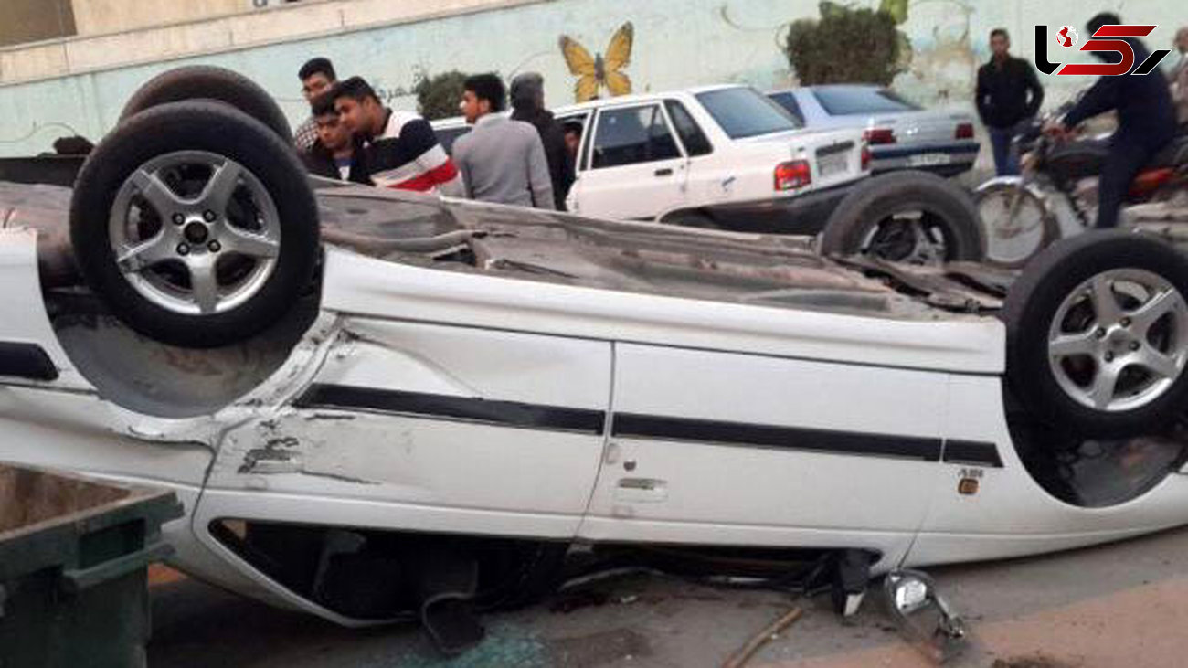 واژگونی پژو پارس با 2 کشته و 3 مجروح در"شیراز"