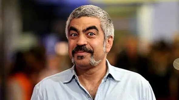 فیلم / سروش صحت: داغون بودم وقتی  مادرم  مرده بود خیلی ها میومدن برای تسلیت، یکی از دوستان اومد گفت نگران نباشی ها خیلی زود میری پیشش / بهترین دلداریم بود