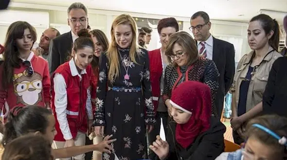 تیپ جالب بازیگر زن مشهور در سوریه! + تصاویر 