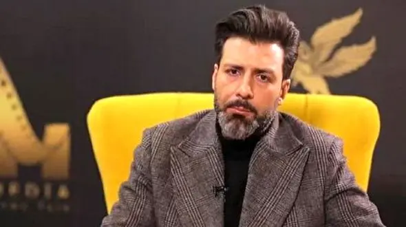 بازیگر مشهور تلویزیون در اتوبان تهران خفت شد! 