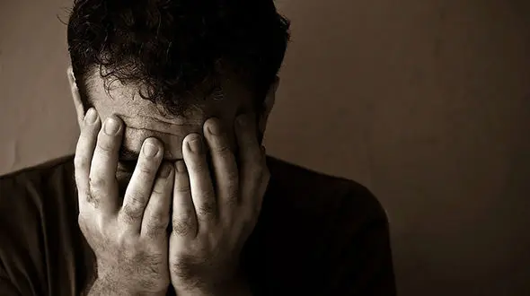 افسرده ها این راهکارها را امتحان کنند