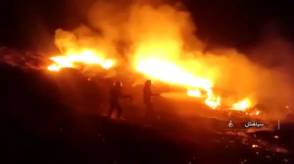 ادامه عملیات مهار حریق جنگل های هیرکانی در جمهوری آذربایجان