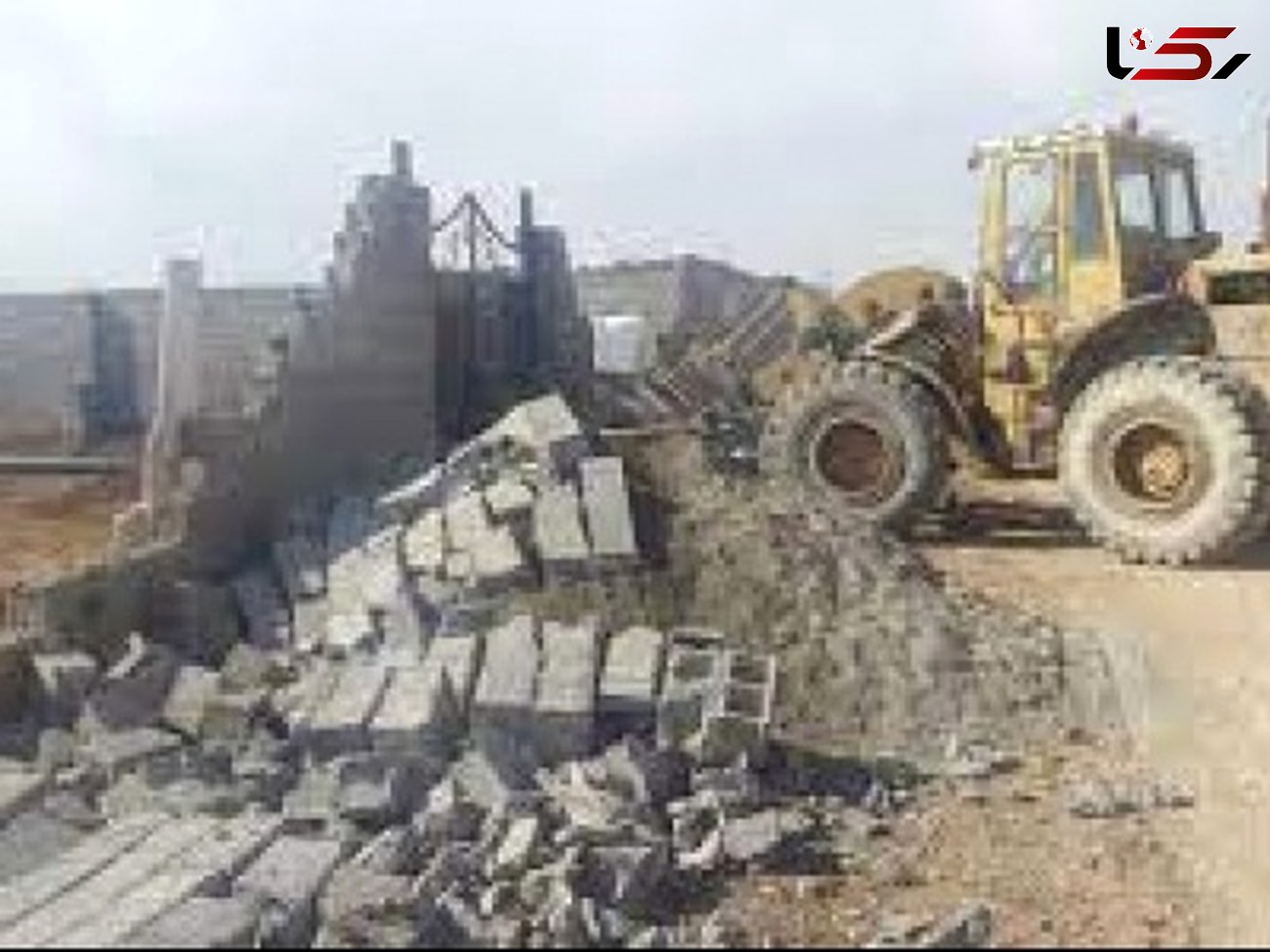 تخریب ۲۱۸ مورد ساخت و ساز غیرمجاز در خوزستان/مردم تخلفات را به سامانه ۱۳۱ گزارش دهند