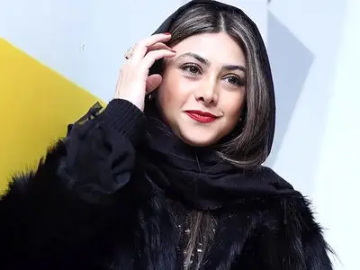عکس/ آزاده صمدی با استایل جدیدش همه را غافلگیر کرد؛ تغییر ظاهر متفاوت بازیگر محبوب این بار در نقش زن اصیل ایرانی