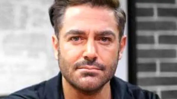 حمایت بی سابقه گلزار از علی دایی + عکس