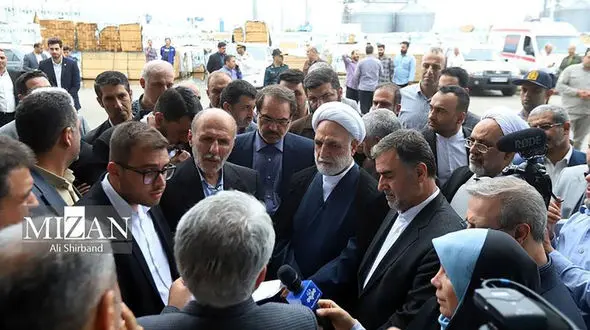 بازدید رئیس دستگاه قضا از انبارهای بنادر، گمرکات و اموال تملیکی، در‌ راستای صیانت از حقوق عامه و خشکاندن ریشه‌ های فساد