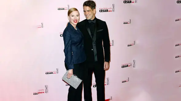 بازیگر زن مشهور از شوهرش جدا شد/ او دختر 2 ساله اش رز را با خود برد+عکس