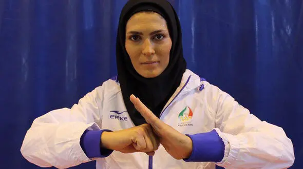 قهرمان کیک بوکسینگ مقابل الهه منصوریان زانو زد
