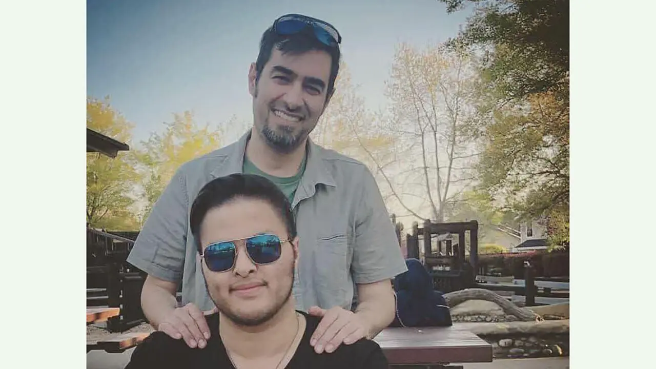 فیلم واکنش عجیب پسر شهاب حسینی به مخاطبانش !
