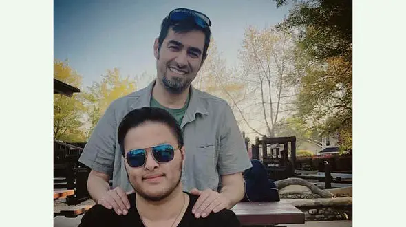 فیلم واکنش عجیب پسر شهاب حسینی به مخاطبانش !