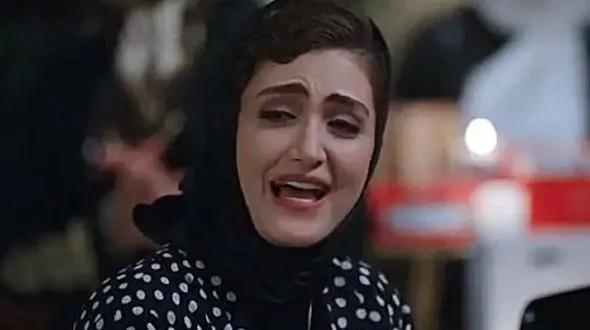 فیلم آواز مشهورا /  الناز ملک پیانو زد و جواد عزتی ام واسش خوند / چقد رمانتیک بازی درآوردن  ...