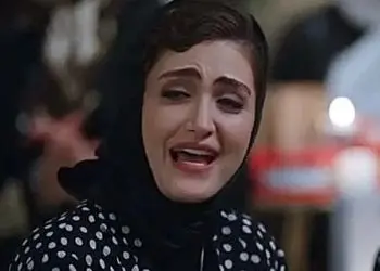 فیلم آواز مشهورا /  الناز ملک پیانو زد و جواد عزتی ام واسش خوند / چقد رمانتیک بازی درآوردن  ...