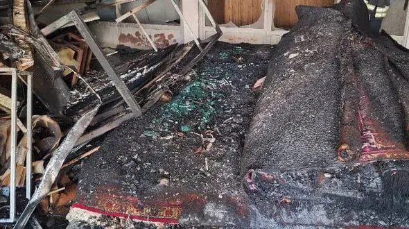 شعله های آتش مغازه لوازم خانگی در پاساژ شهریار تبریز مهار شد
