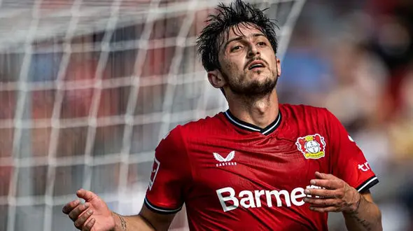 افشاگری سردار آزمون/ ماجرای عجیب یک سلبریتی و پیراهن زلاتان!