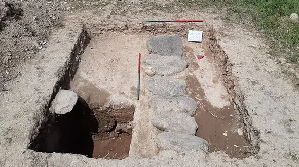 کشف گنج  تاریخی در کارخانه لاستیک‌سازی اردبیل