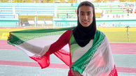 نقره فاطمه عیدیان در دوومیدانی جوانان قهرمانی آسیا/ دور افتخار با پرچم ایران + فیلم