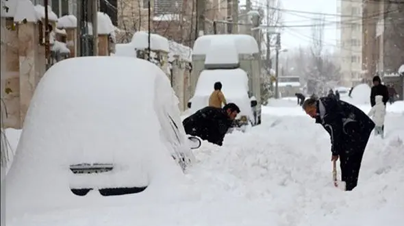 دلایل صدور هشدار قرمز در گیلان چه بود؟ / خبری از برف ۲ متری و بحران نبود! 