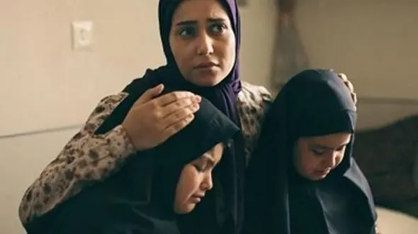 ویلایی ها، روایت زندگی زنانی عاشق و منتظر در بحبوحه جنگ