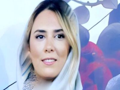 فیلم / نگاهی به چیدمان شیک و فوق لاکچری منزل غزال رجبیان/ از مبلمان مدرن و فرش ایرانی تا دکوری‌های هنری و گل‌های سرسبز