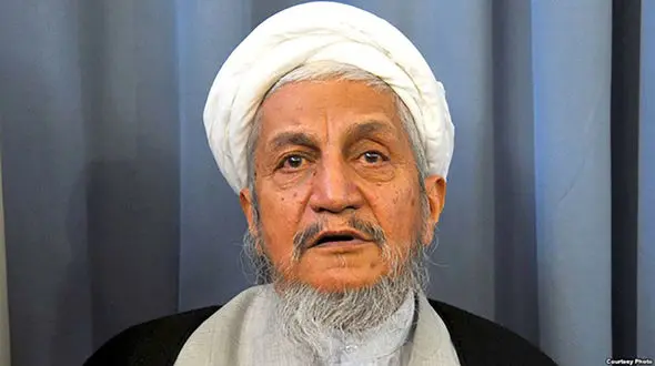 آیت‌الله صانعی در بیمارستان نکوئی قم بستری شد