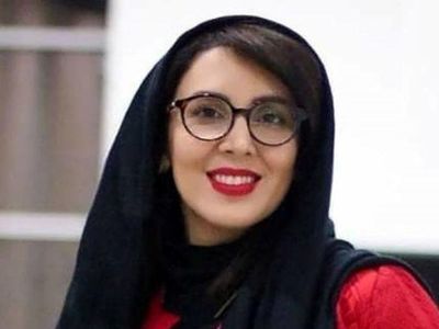 استایل خاص لیلا بلوکات و خواهرش در خارج از کشور/ درست مثل سیبی که از وسط دو نیم کرده باشن