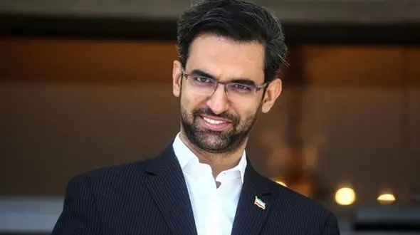 آذری جهرمی خطاب به مجری تلویزیون : همه می دونن مشکلتون با چیه! 