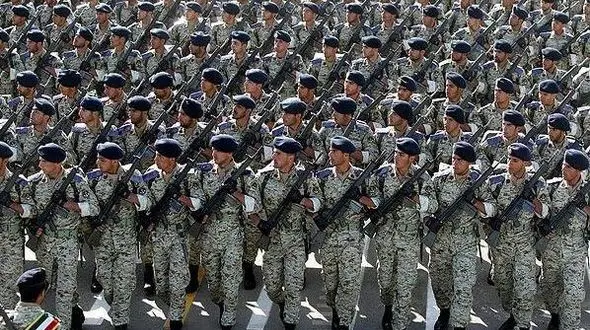 مراسم رژه روز ارتش در تهران و سراسر کشور آغاز شد