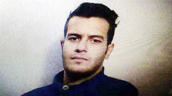 عکس عامل قتل عام اراک را ببینید / دادستان از مردم کمک خواست +فیلم و عکس