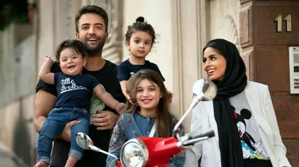 تیپ سراسر هندی بنیامین بهادری و همسر دومش شایلی در کنار یادگار همسر اولش بارانا +عکس