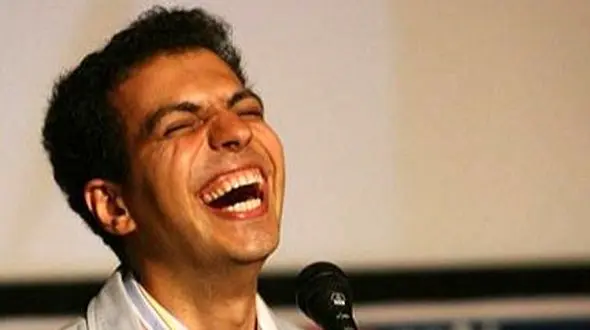 سکانس خنده دار/ بیرانوند: حسین کنعانی وسط دو نیمه به من گفت علی منو جائو (جادو) کردن/عادل فردوسی پور از شدت خنده منفجر شد!