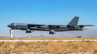 فیلم ورود بمب‌افکن های B-52 ایالات متحده آمریکا به پایگاه هوایی العدید قطر