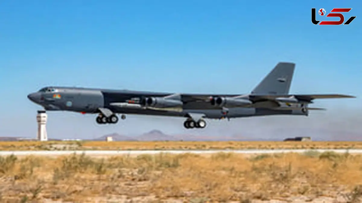 فیلم ورود بمب‌افکن های B-52 ایالات متحده آمریکا به پایگاه هوایی العدید قطر 