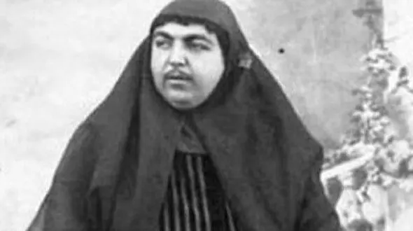 عکس ها / زنان قاجار زیبا بودند /  ناصرالدین شاه عکس‌ها را دستکاری می‌کرد و سبیل می گذاشت ! 