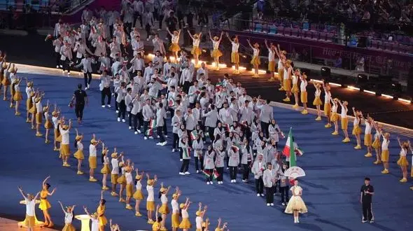  رژه کاروان کشورمان در مراسم افتتاحیه بازی های آسیایی با نام شهید حججی+عکس و فیلم