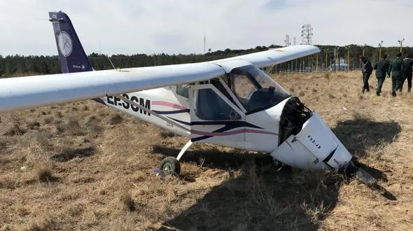 سقوط هواپیما در کرج + عکس