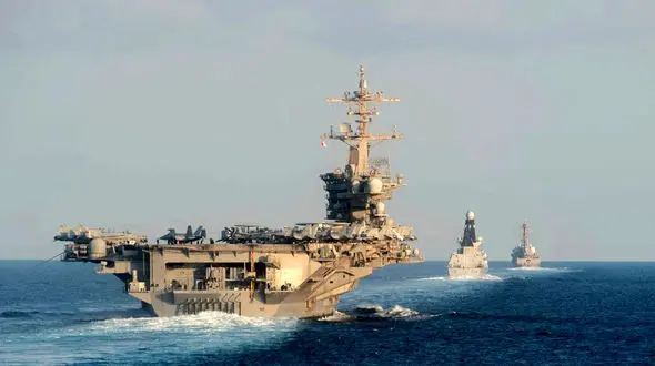 خروج ناگهانی ناو آمریکایی از عمان + عکس ماهواره ای و نقشه