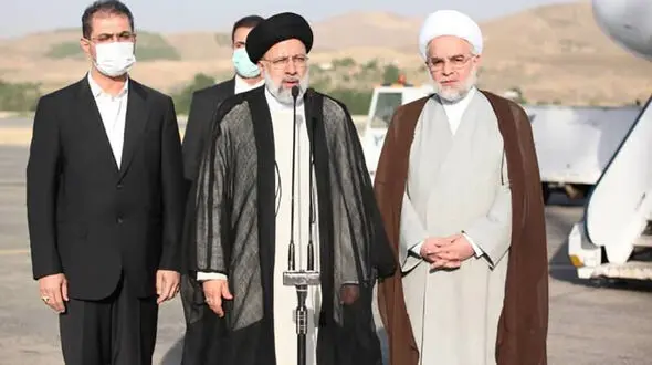 رییس جمهور وارد سنندج شد