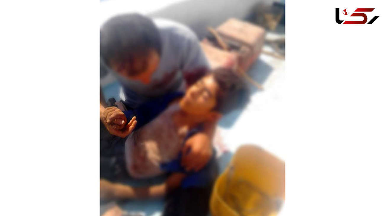 عکس تلخ / پسر 15 ساله خوزستانی در آغوش پدر جان باخت / سرنوشتی که اشک همه را در می آورد