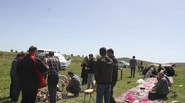 نشست خبری در دل طبیعت!/ تور فرهنگی گردشگری برای خبرنگاران کرمانشاه+گزارش تصویری 