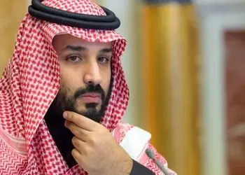 عکس؛ سفر در زمان؛ دیدار «محمد بن سلمان 33 ساله» در دیدار با ملکه الیزابت دوم در لندن؛ سال 1396 