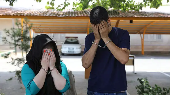 گفتگو با نگین که خانه مجردی اش را پاتوق مردان پلید کرد ! + فیلم اختصاصی