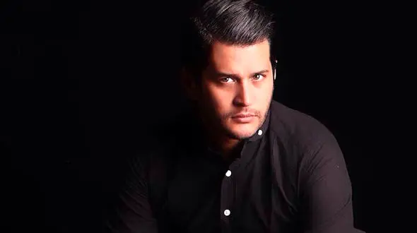 عینک لاکچری دهه شصتی سیاوش خیرابی