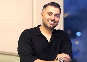 علیرضا طلیسچی با استایل خاص جشن تولدش، نگاه‌ها را به خود جلب کرد