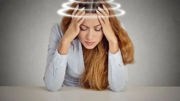 بیماری های خطرناکی که با سرگیجه شروع می شوند